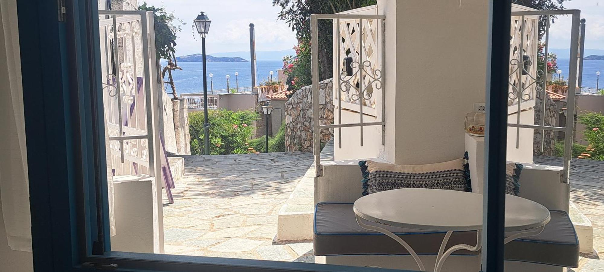Final Step Apartment Skiathos Town Exterior photo